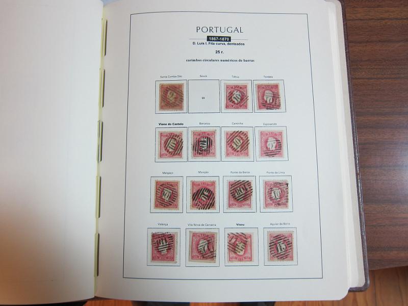 0015 (104).jpg -     Lote:    15      Marcofilia      Lotes Especiais       Descrição:      Portugal.   Colecção especializada de marcas numéricas das 1.ª e 2.ª reformas em selos de 25 reis, desde D. Maria II até D. Luís I, de frente. Lote a ver.        Lote       Valor Base:     &euro; 1.500,00     Valor Venda:     &euro; 3.000,00     